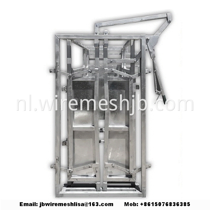 Heavy Duty Galvanized Cattle Crush